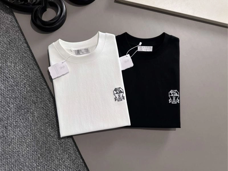 Breathable Brunello Cucinelli T-Shirts 158638