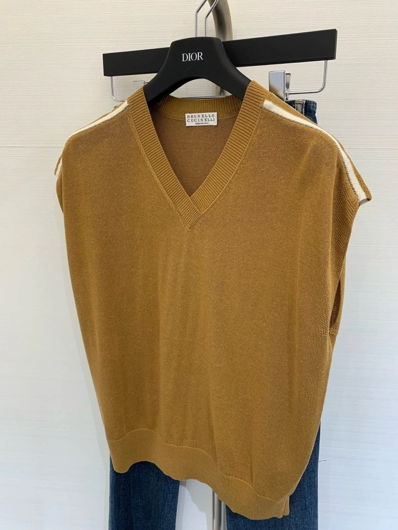 Elegant Brunello Cucinelli Vest 149943