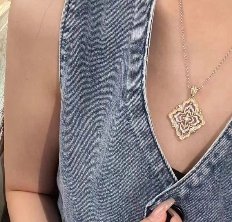 Buccellati Necklaces Minimalist 210047