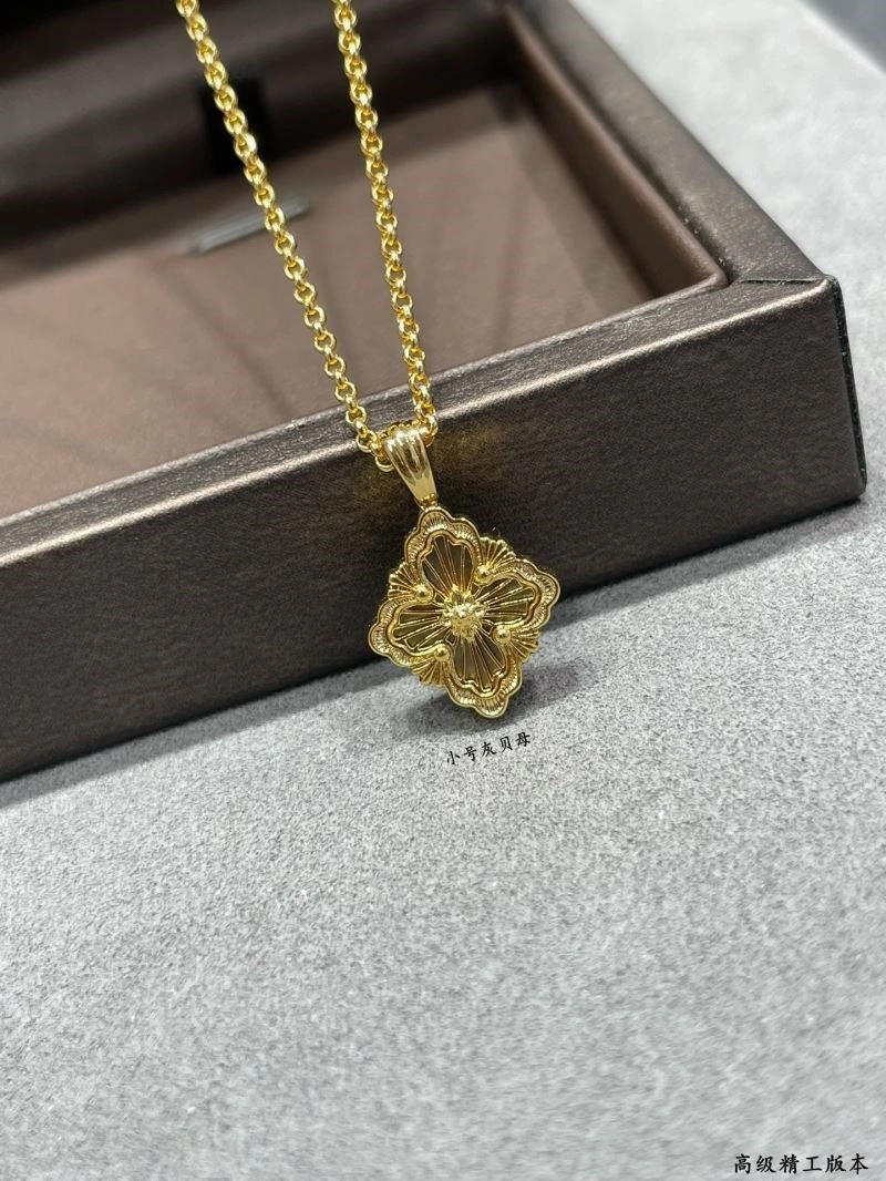 Buccellati Necklaces Packable 210037