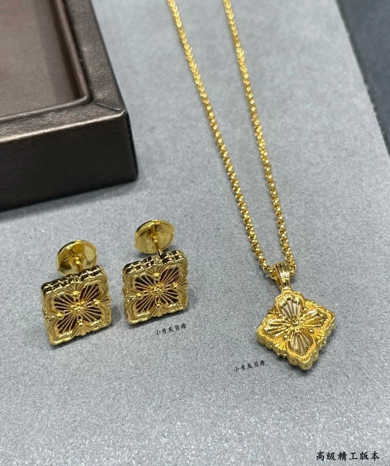 Buccellati Necklaces Packable 210037