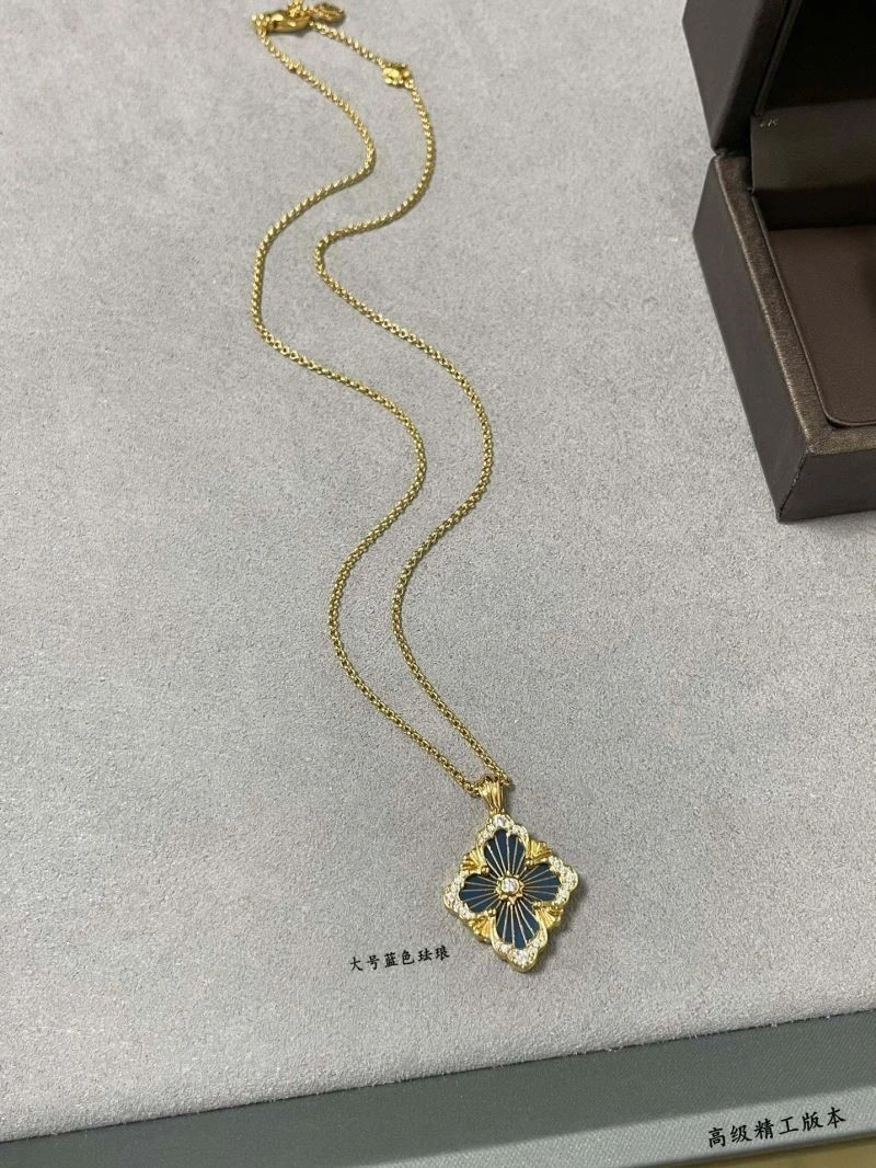 Bright Buccellati Necklaces 210045