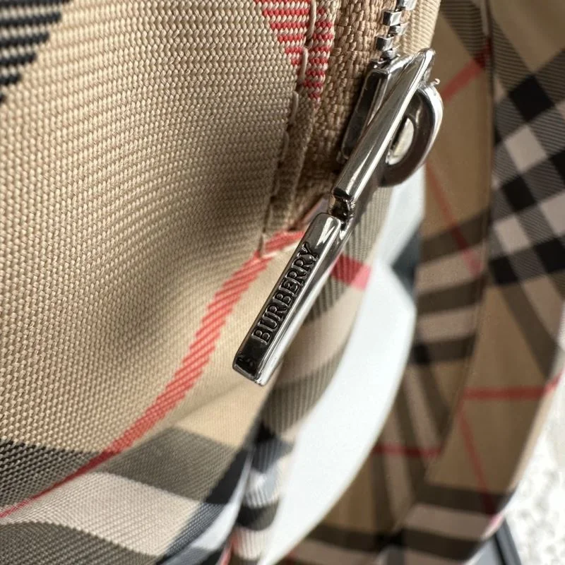 TechFriendly Burberry Backpacks 38189