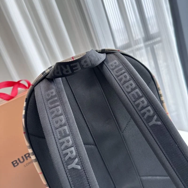 Elegant Burberry Backpacks 38165