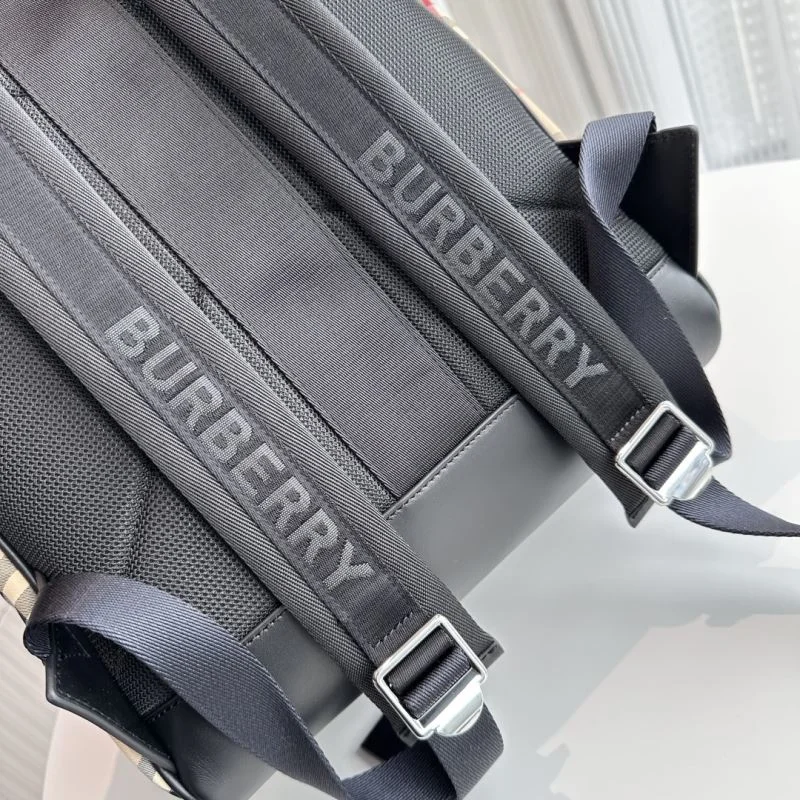 Elegant Burberry Backpacks 38165
