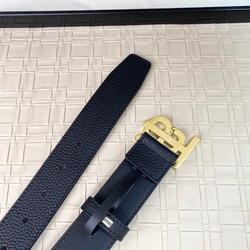Burberry Belts Bright 283256