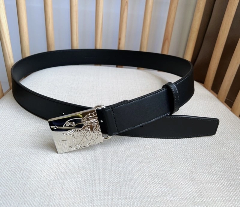 Minimalist Burberry Belts 283024