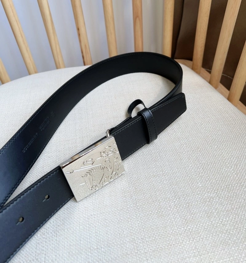 Minimalist Burberry Belts 283024