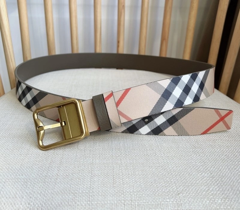 Burberry Belts Durable 283000