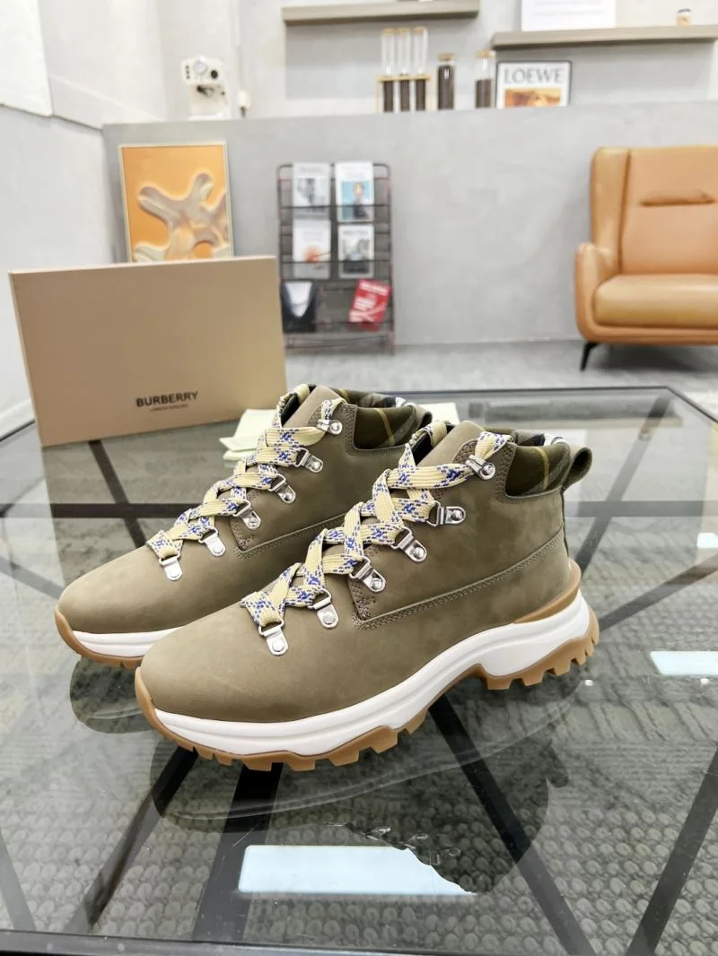Cozy Burberry Boots 17178