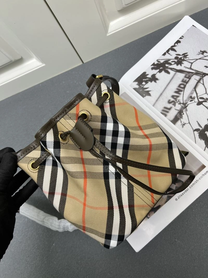 Burberry Bucket Bags Classic 84664