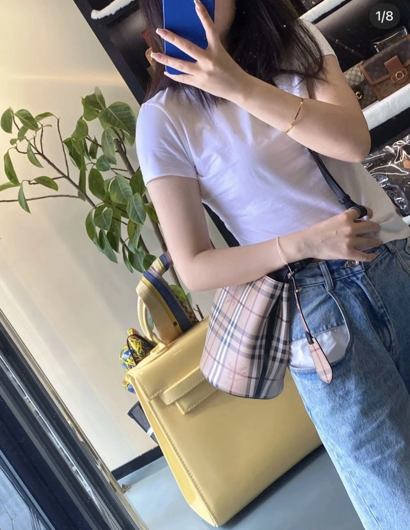 HighPerformance Burberry Bucket Bags 64611