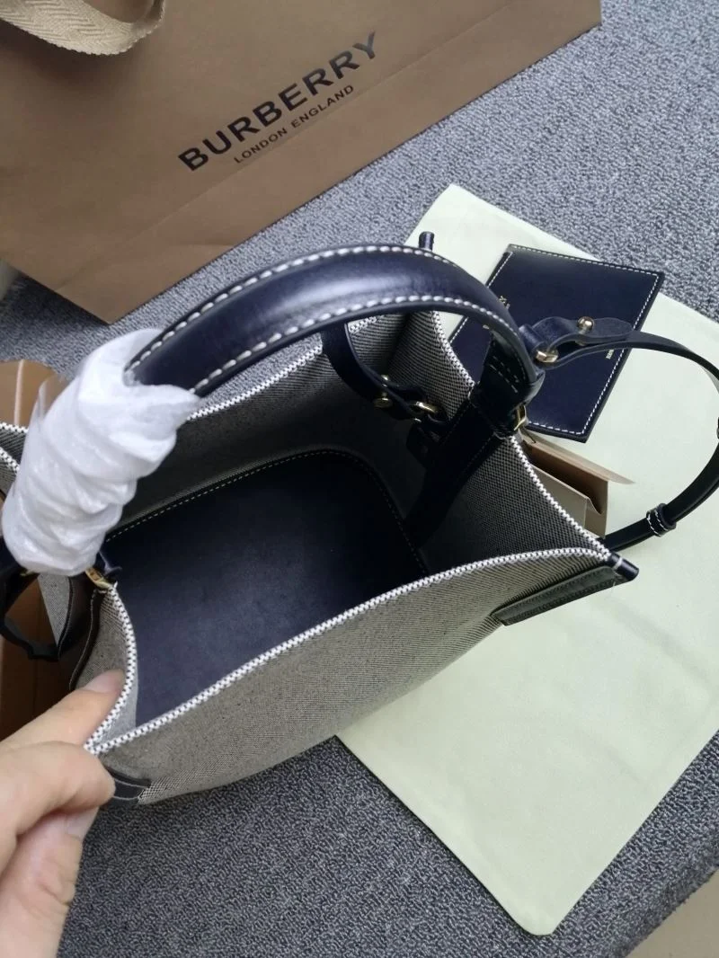 Comfortable Burberry Bucket Bags 51757