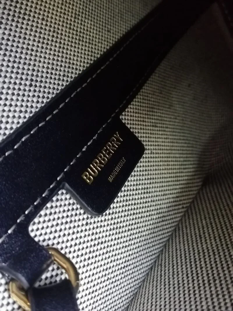 Comfortable Burberry Bucket Bags 51757