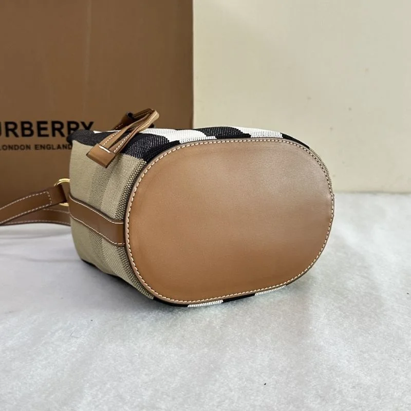 ComfortFit Burberry Bucket Bags 51751