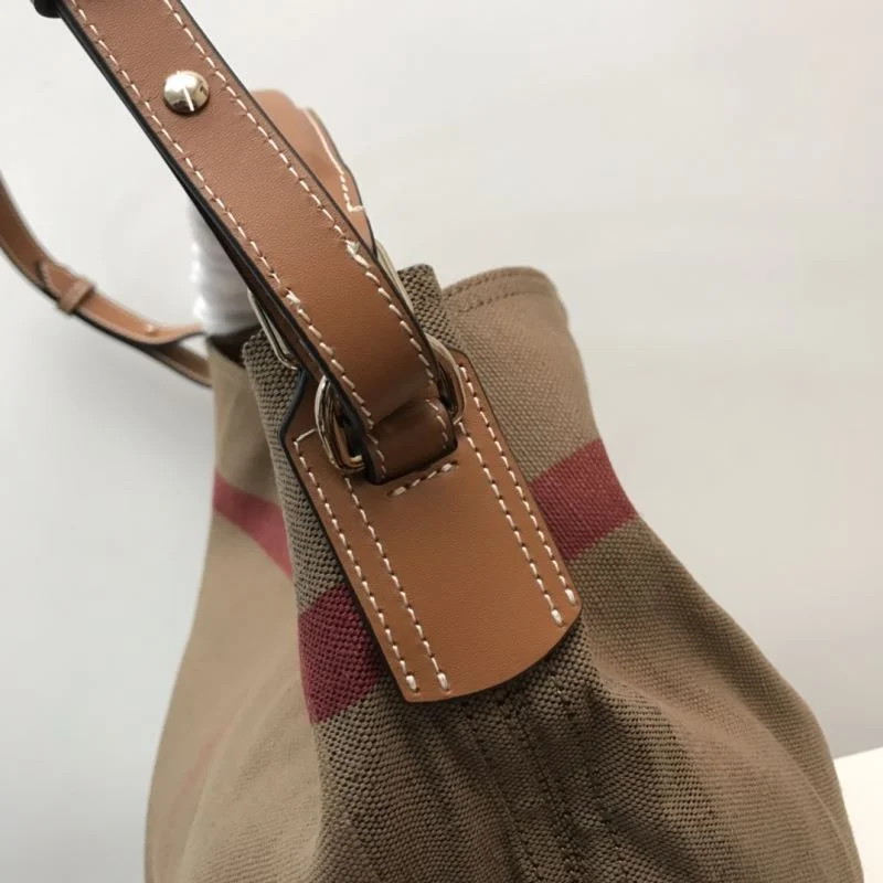 Burberry Bucket Bags RelaxedFit 51756