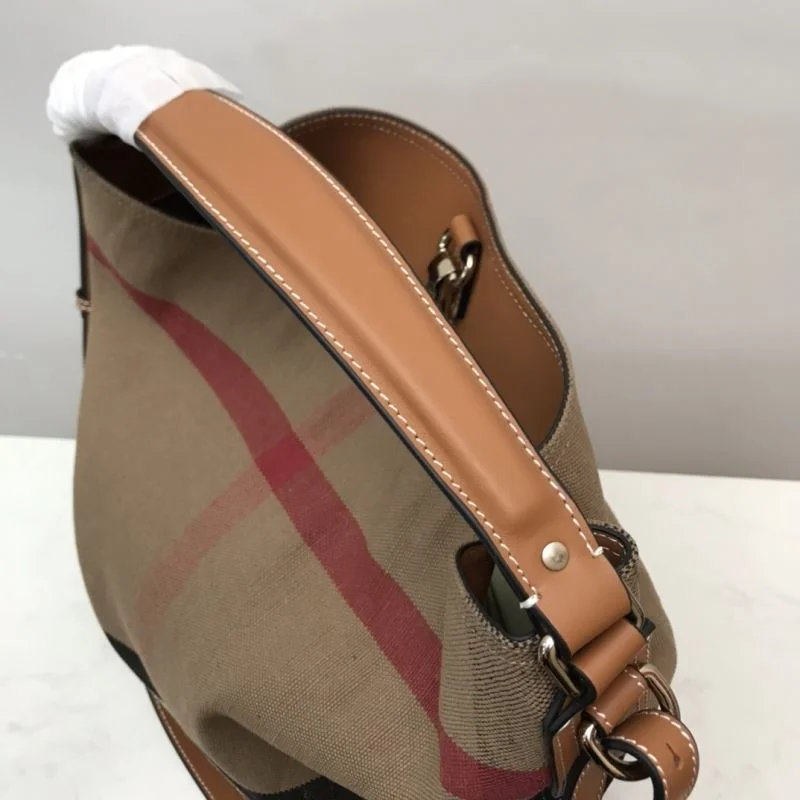 Burberry Bucket Bags RelaxedFit 51756