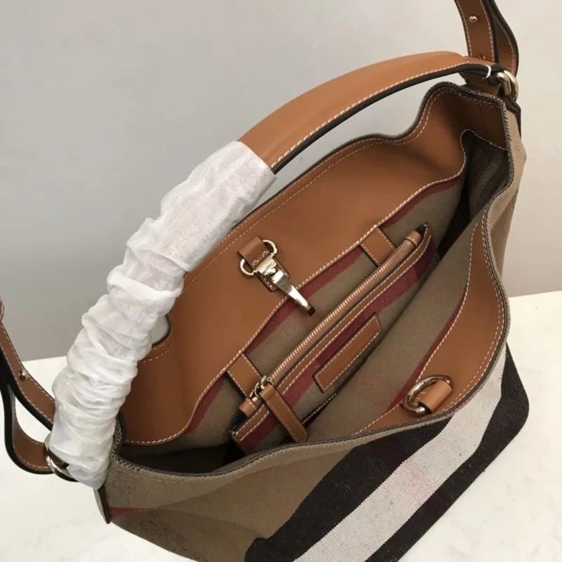 Burberry Bucket Bags RelaxedFit 51756
