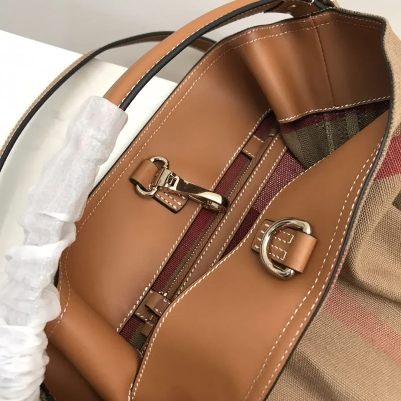 Burberry Bucket Bags RelaxedFit 51756