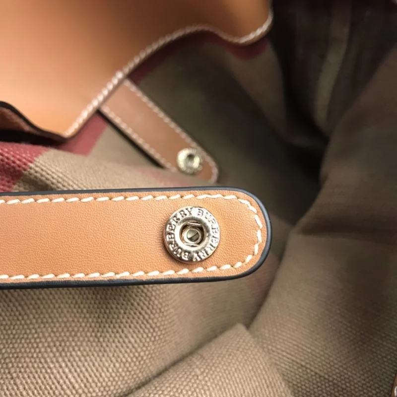 Burberry Bucket Bags RelaxedFit 51756