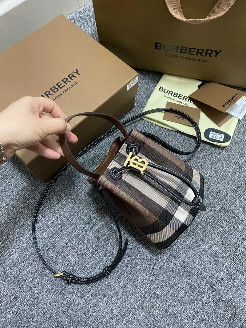 Efficient Burberry Bucket Bags 38152