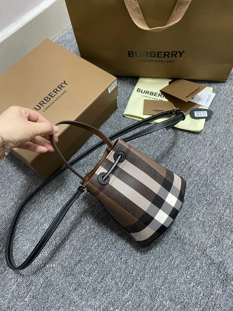 Efficient Burberry Bucket Bags 38152
