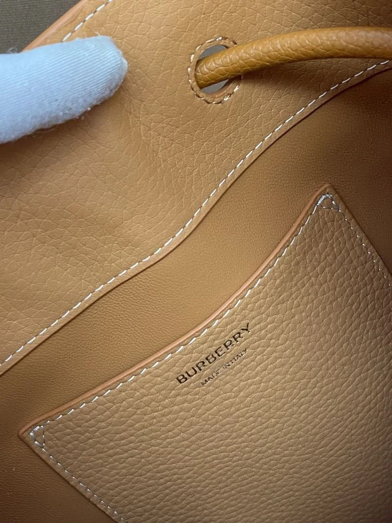 Burberry Bucket Bags Neat 38139