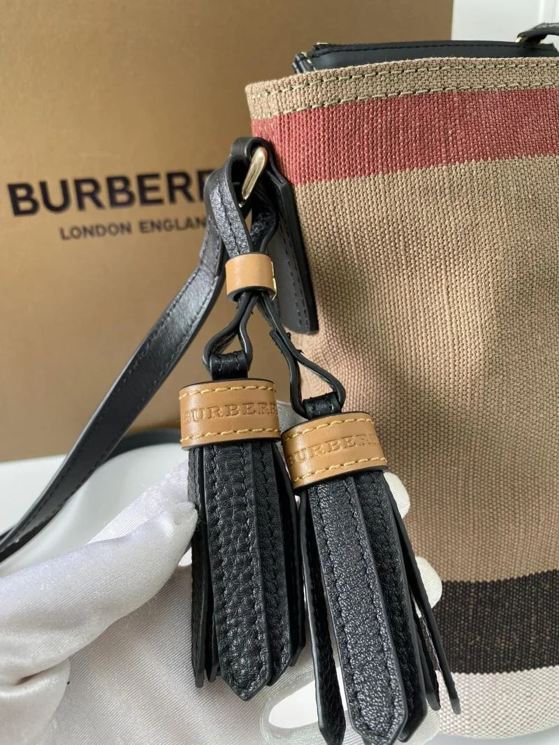 Vibrant Burberry Bucket Bags 38158