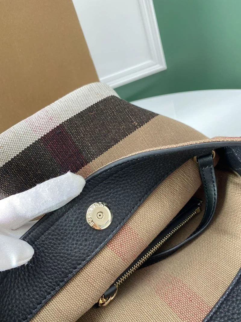 Vibrant Burberry Bucket Bags 38158