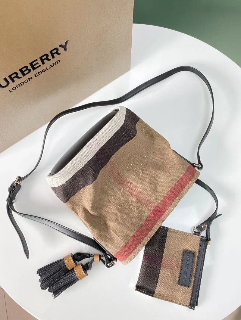 Vibrant Burberry Bucket Bags 38158