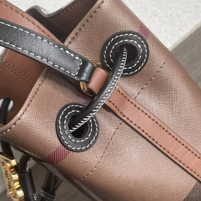 Vibrant Burberry Bucket Bags 38148