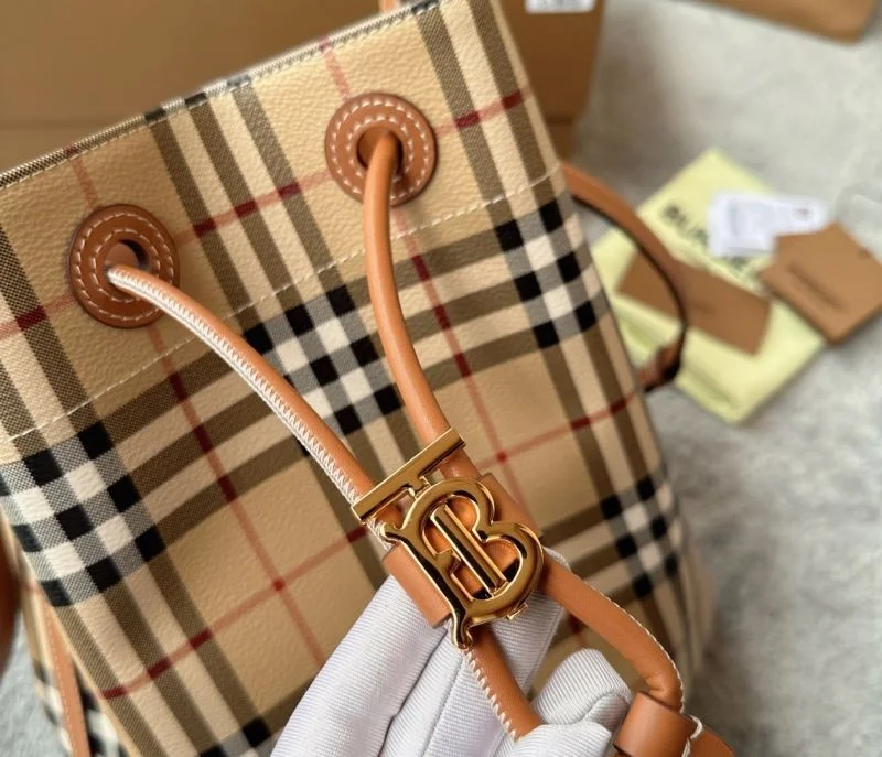 Flexible Burberry Bucket Bags 38151