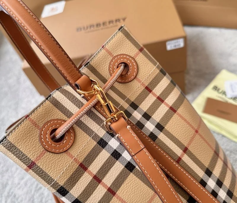 Flexible Burberry Bucket Bags 38151