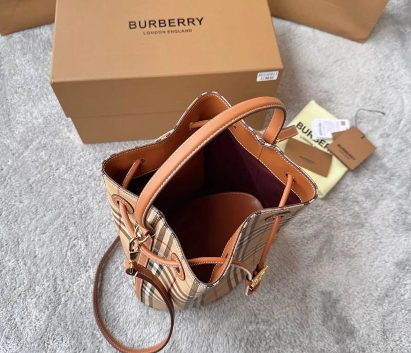 Flexible Burberry Bucket Bags 38151