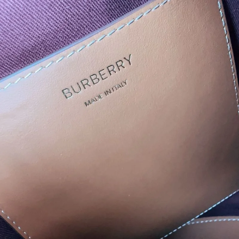 Flexible Burberry Bucket Bags 38151