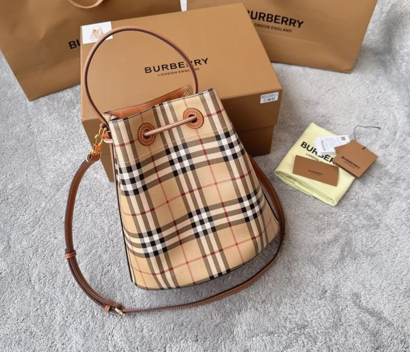 Flexible Burberry Bucket Bags 38151