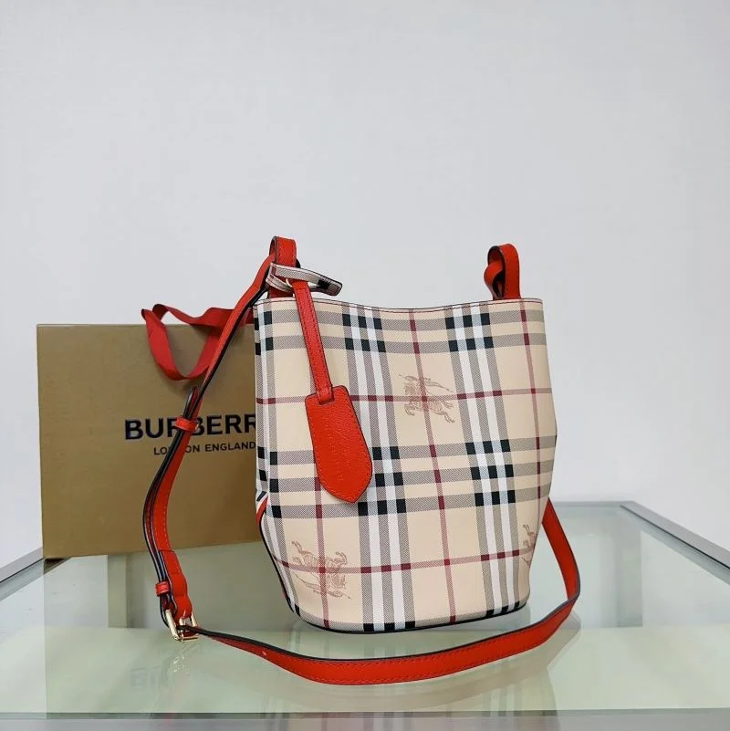 Durable Burberry Bucket Bags 38141