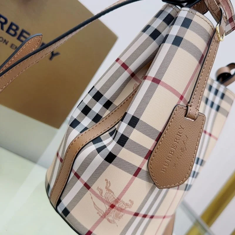 Vibrant Burberry Bucket Bags 38145