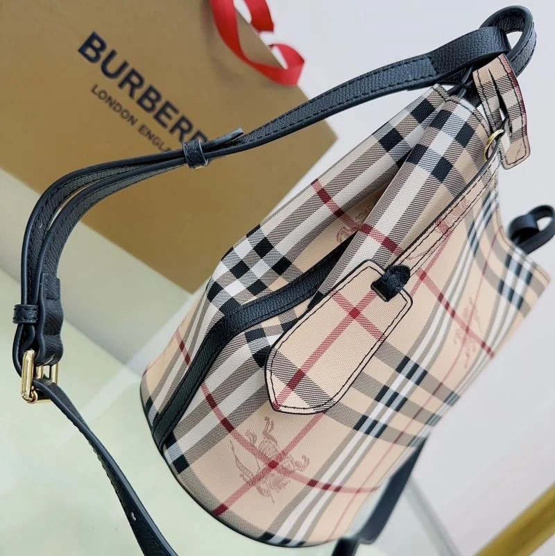 Practical Burberry Bucket Bags 38138