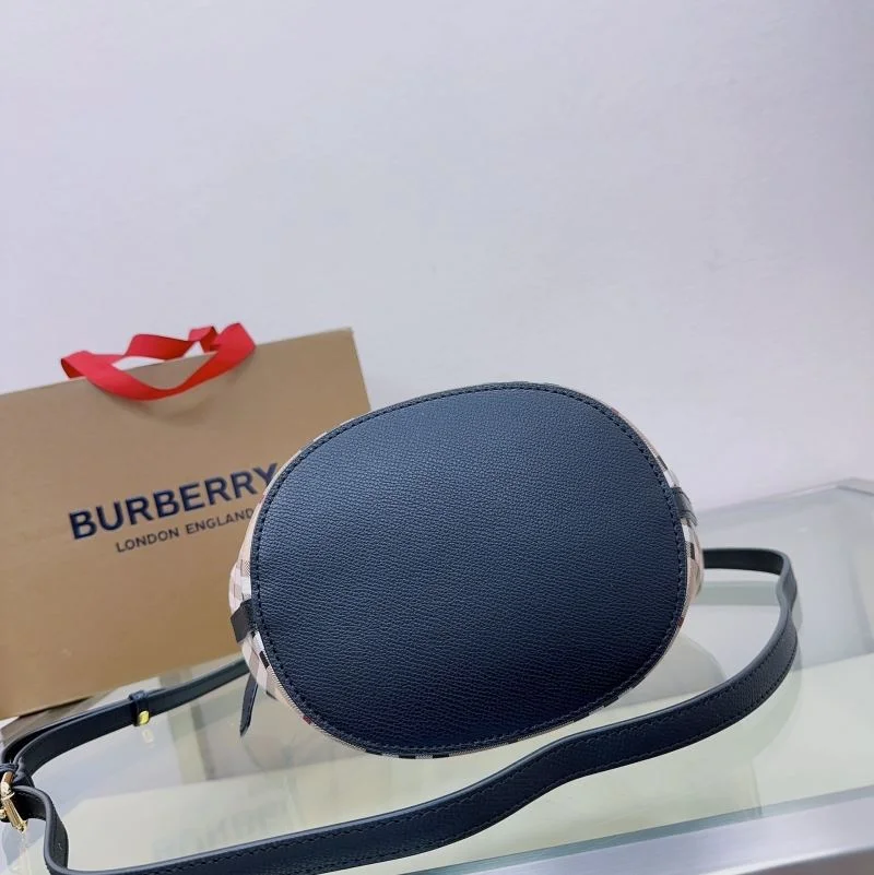 Practical Burberry Bucket Bags 38138