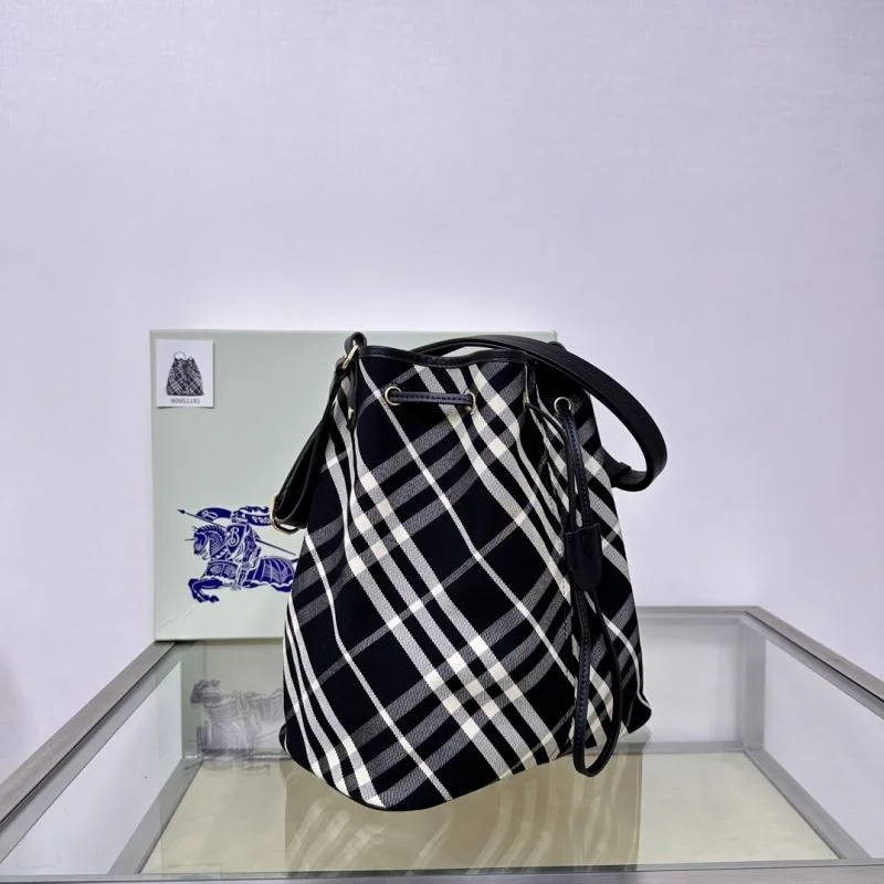 ComfortFit Burberry Bucket Bags 38136