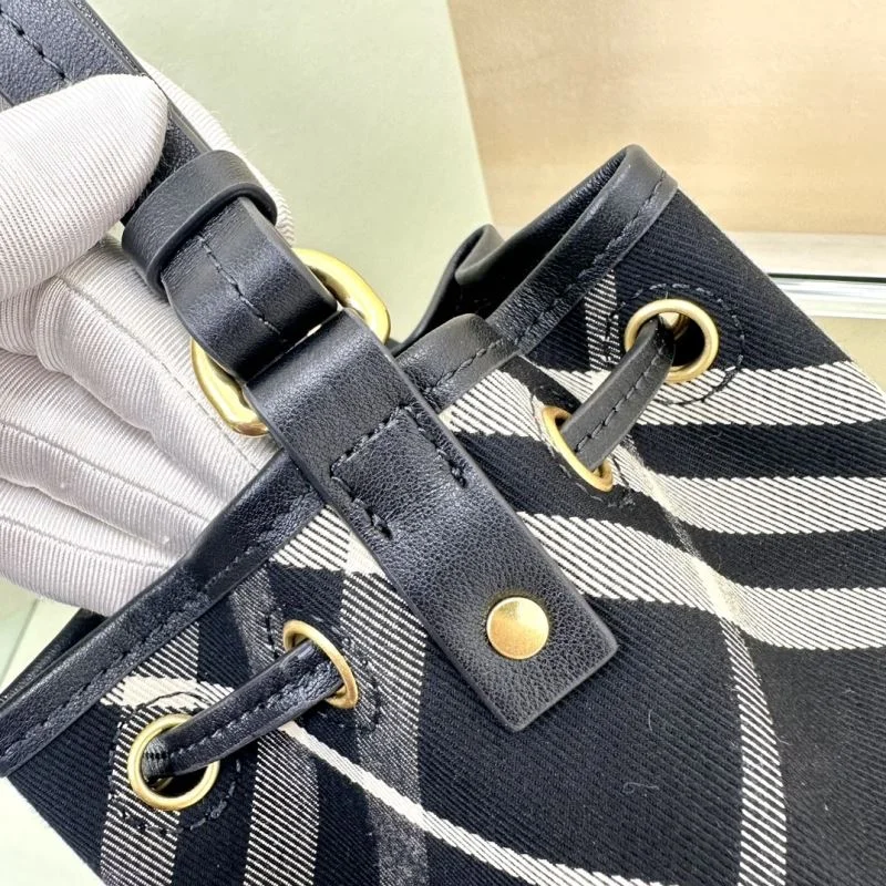 Burberry Bucket Bags GoAnywhere 38134
