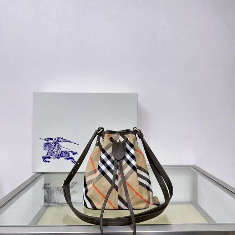 SmoothTexture Burberry Bucket Bags 38129