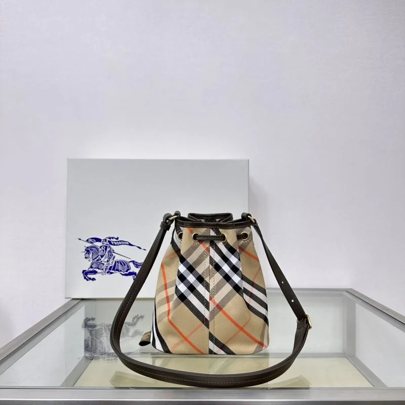 SmoothTexture Burberry Bucket Bags 38129