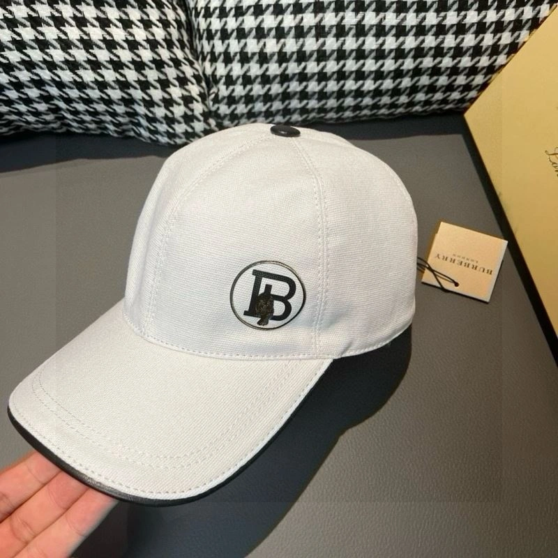 Burberry Caps Cozy 261555