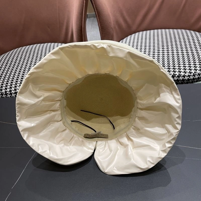 AllSeason Burberry Caps 260546