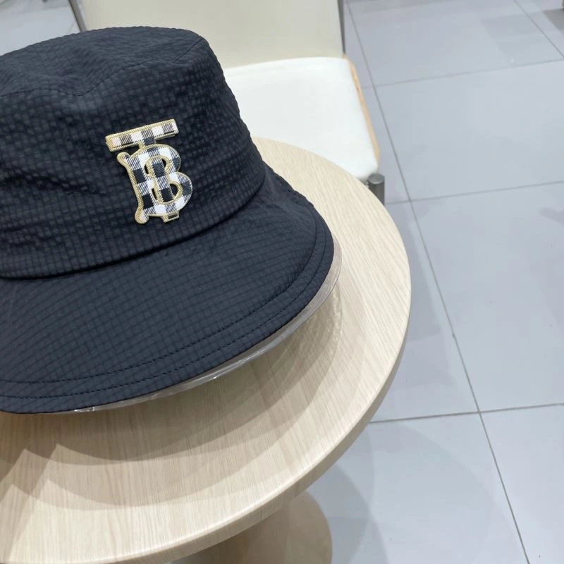 Burberry Caps UrbanChic 260535
