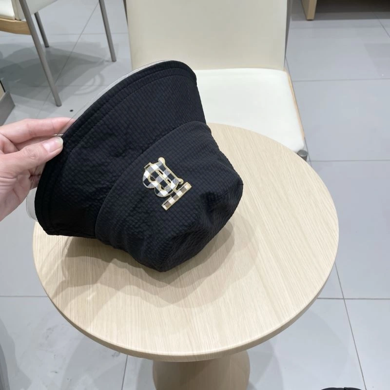 Burberry Caps UrbanChic 260535