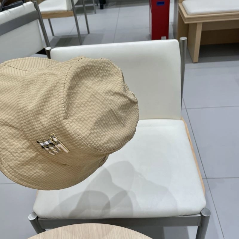 Burberry Caps OnTrend 260514