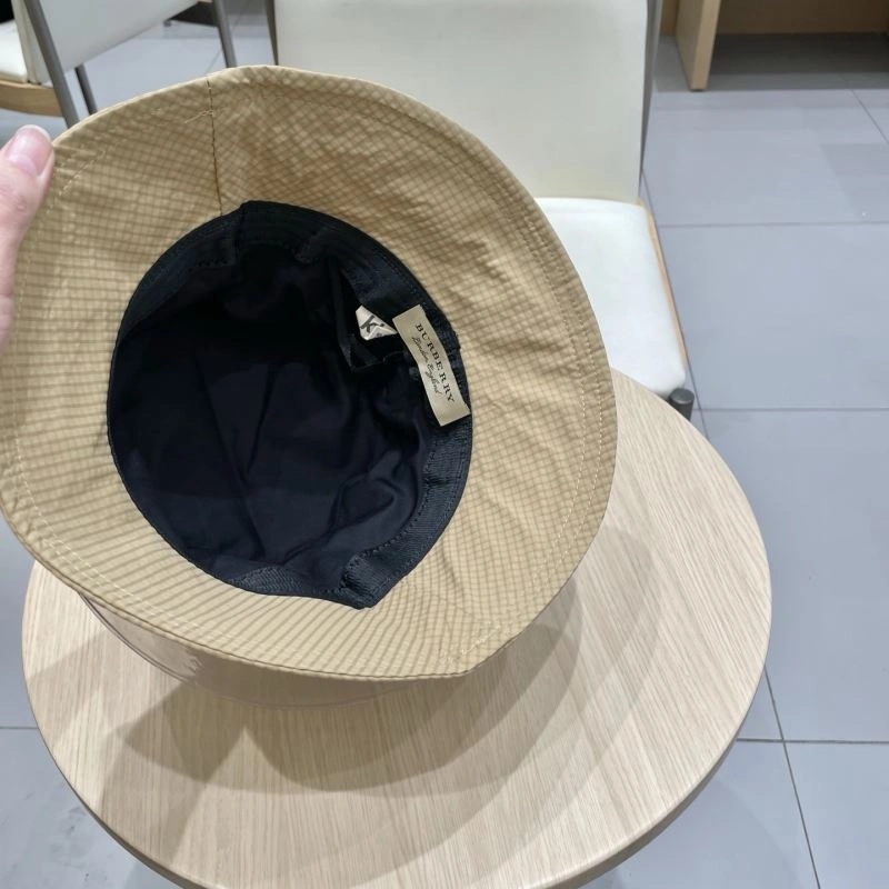 Burberry Caps OnTrend 260514